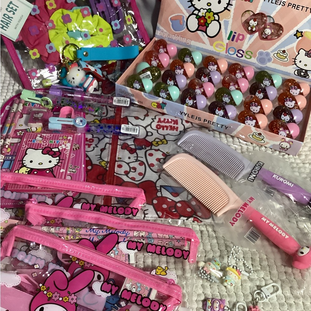 LARGE Hello Kitty Themed Bundle Take 3- Keychains, Lip Gloss, Hair, Office, MORE - Picture 8 of 8